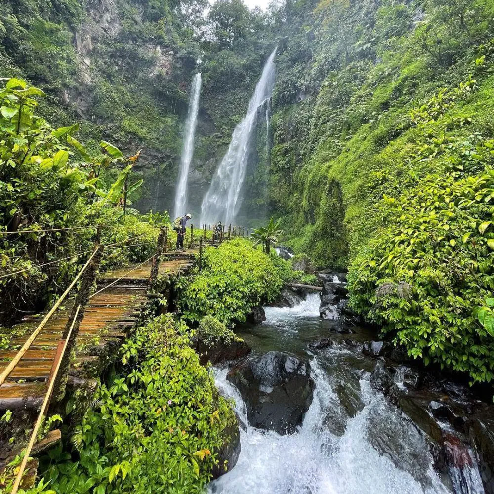 Lembah Purba