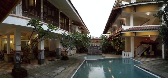 A'Rondari Hotel