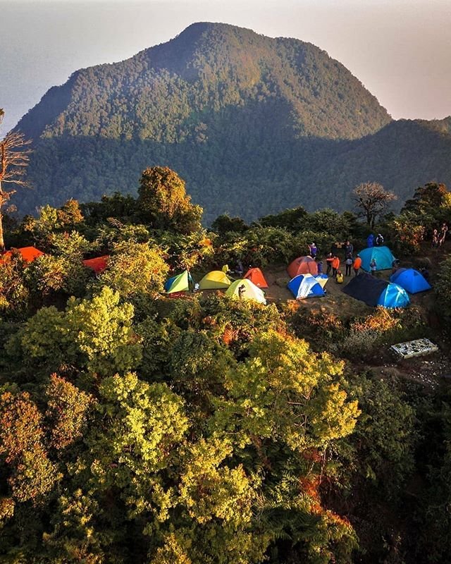 Menaklukkan Puncak Salak dari Sukabumi (Trekking via cidahu)